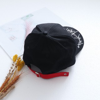 Mũ snapback M1807