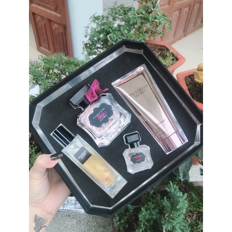 Set Nước Hoa Dùng Làm Quà Tặng