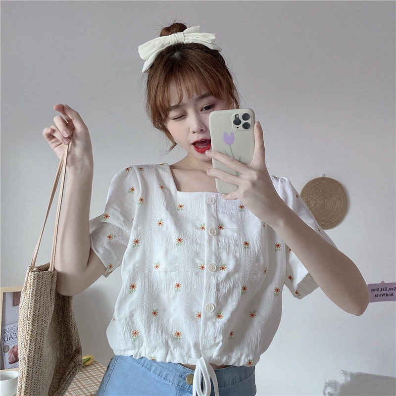 Áo Sơ Mi Hoa Tay Ngắn Mùa Hè Của Cô Gái