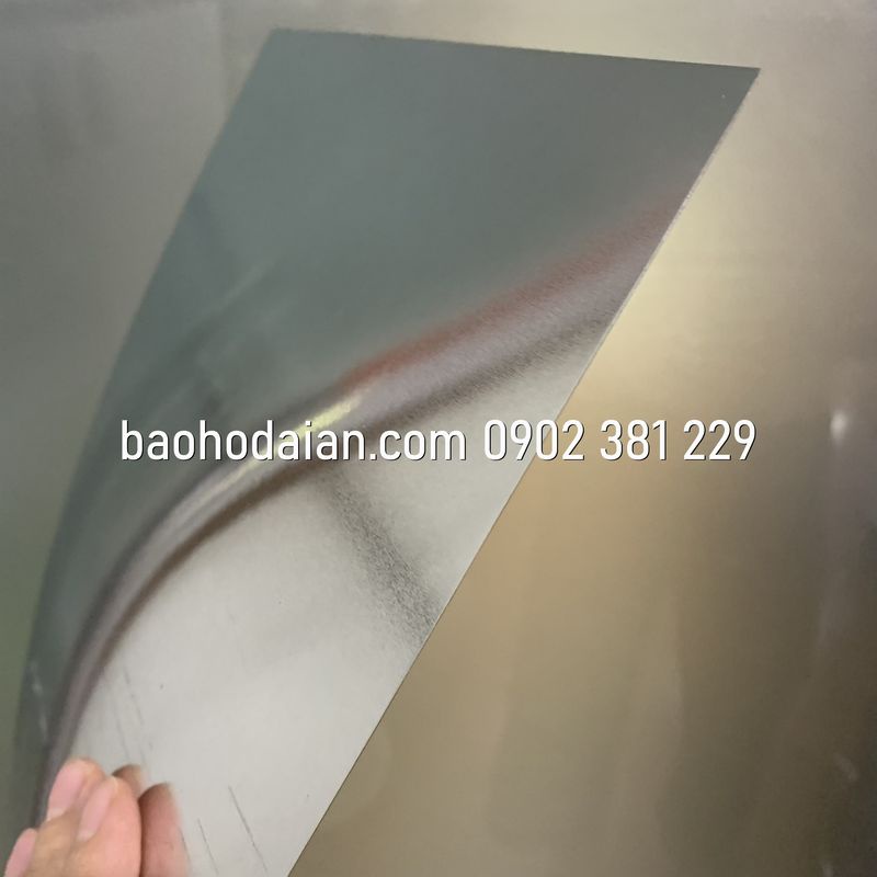 Nơi để bình chữa cháy kèm hướng dẫn sử dụng (tole phun sơn)