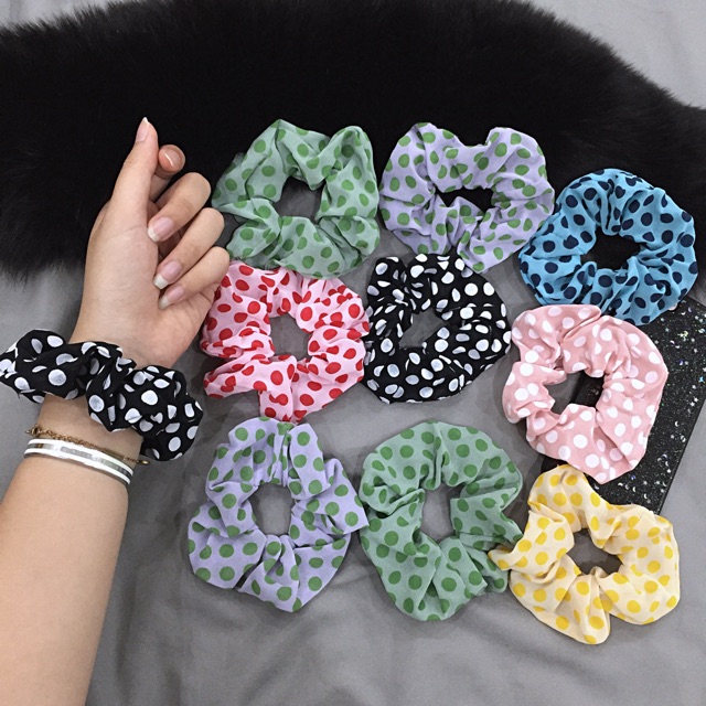 Scrunchies Chấm Bi | 2 |