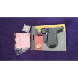 Dụng cụ bấm lỗ tai