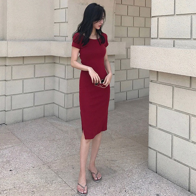 Đầm Body Hở Lưng Thun Gân