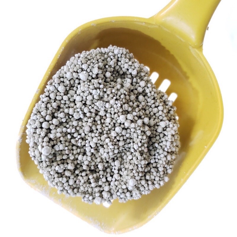 Cát Vệ Sinh Moon Cat Nhật Đen Cho Mèo - 9L