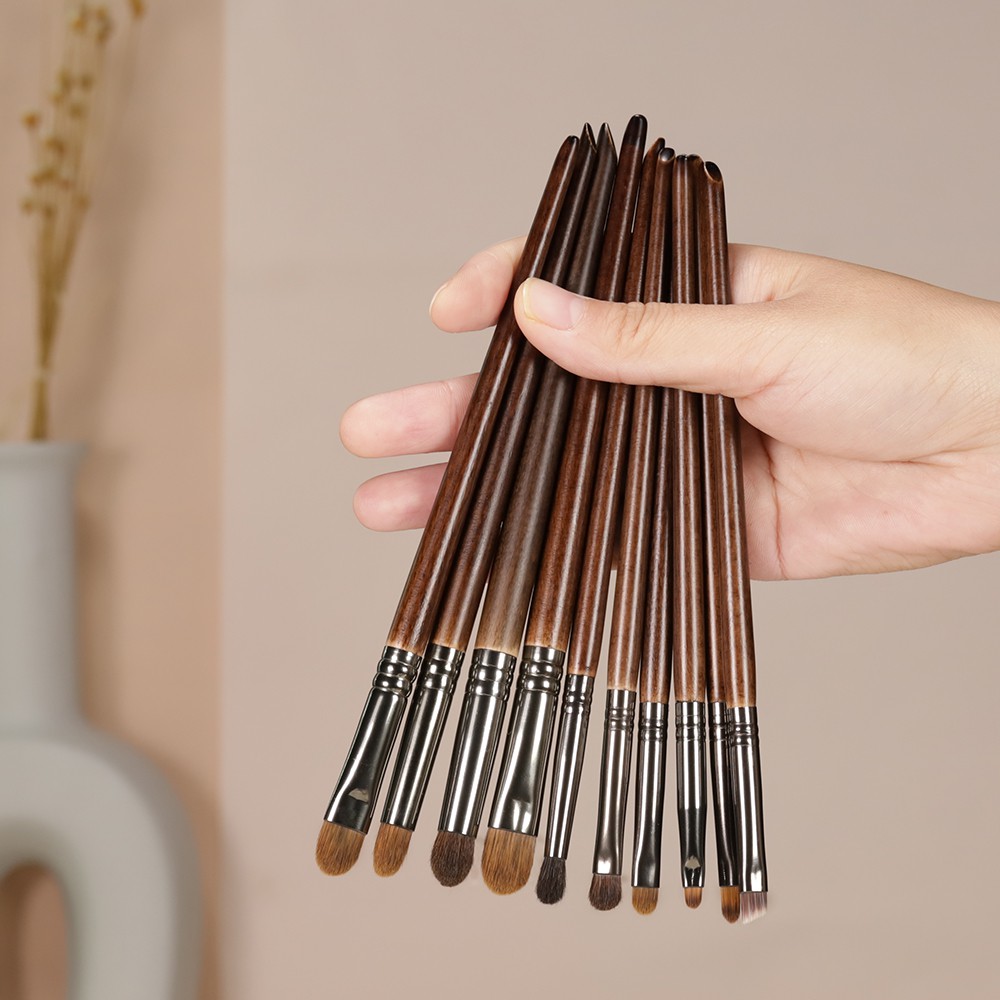 Bộ 24 cọ trang điểm OVW XQ1-24 + 16C và túi đựng cọ trang điểm chuyên nghiệp