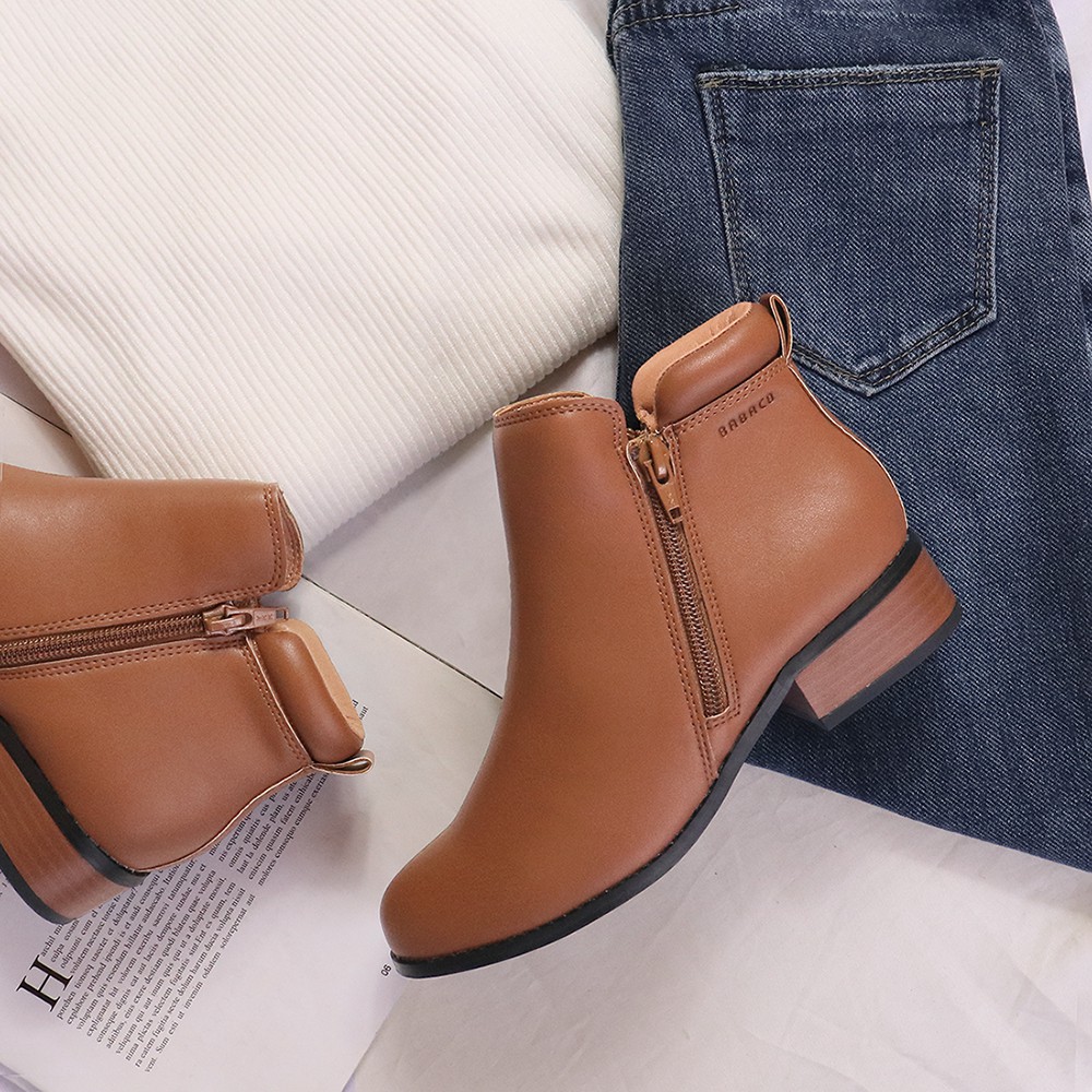 Boot nữ Cao Gót bAimée & bAmor Cổ Thấp Mũi Tròn Gót Vuông Cao 2cm Giày Bốt Đẹp Da Mềm Cao Cấp Màu Đen Kem Nâu - M1617 | BigBuy360 - bigbuy360.vn