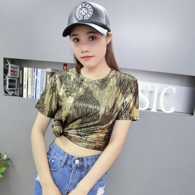 Áo phông lấp lánh