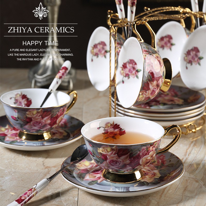 Bộ ấm chén bằng gốm sứ cao cấp, thích hợp dùng trong các bữa tiệc trà tại gia hoặc các nhà hàng