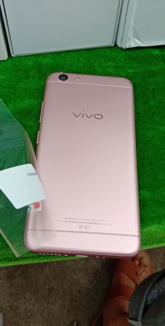 Điện thoại vivo Y55 hàng mới full hộp chính hãng bảo hành 12 tháng