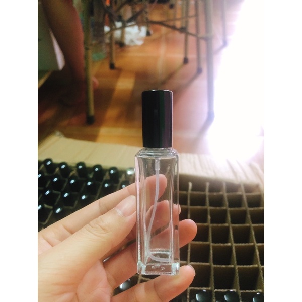 vỏ chiết nước hoa dung tích 20ml dạng xịt phun sương
