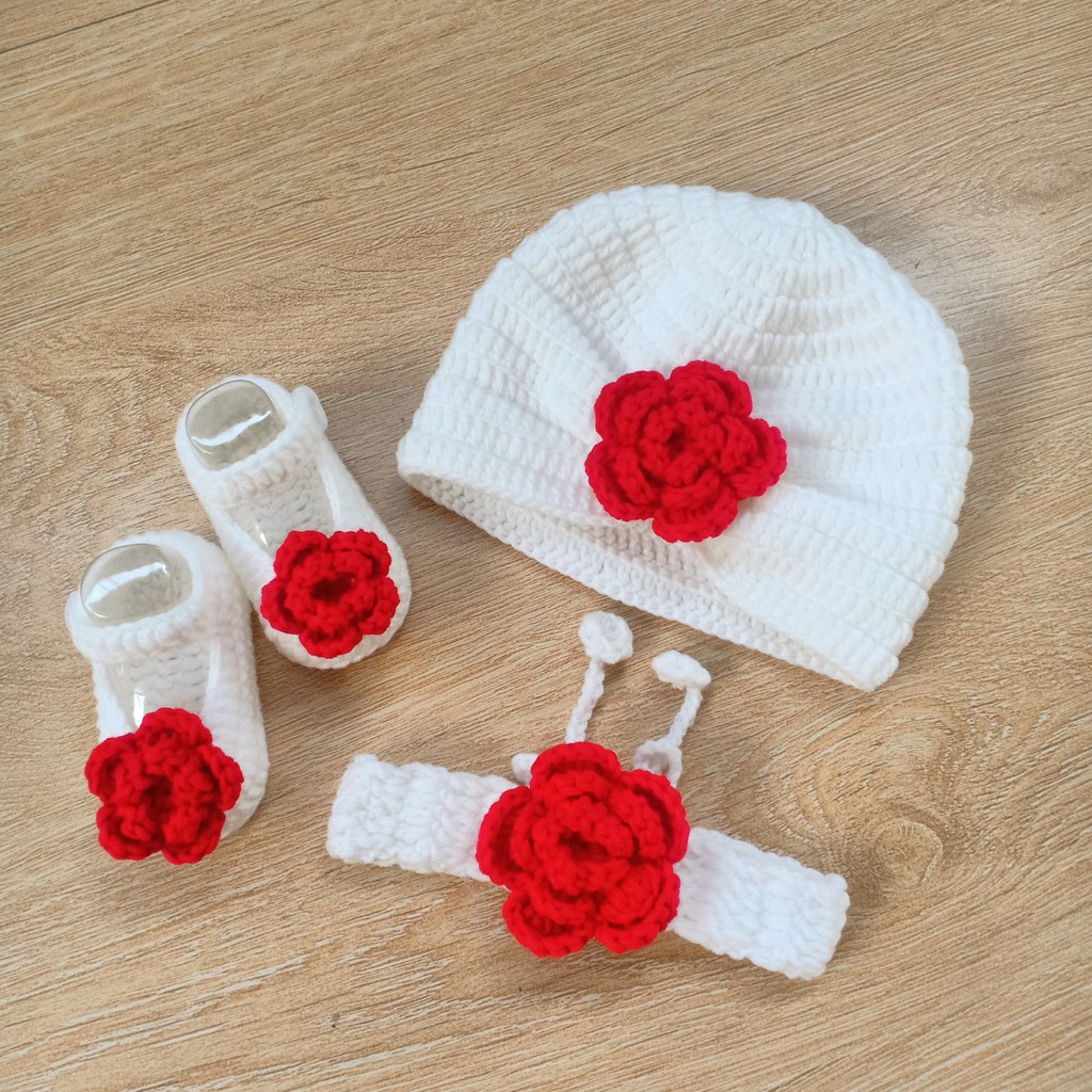 Set nón tuban và giày cho bé mẫu mới
