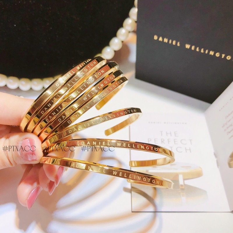 Vòng tay titan cuff thương hiệu cá tính, vòng cuff basic ko đen ko rỉ .PTNACC.