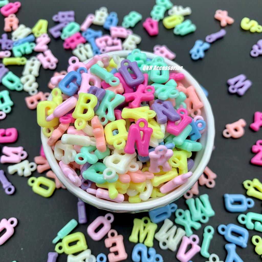 25g  Hạt nhựa chữ cái dùng xỏ vòng tay, dây chuyền, làm đồ trang sức