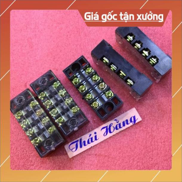 . Cầu đấu 15 A/4 mắt giá bán 2 chiếc ..