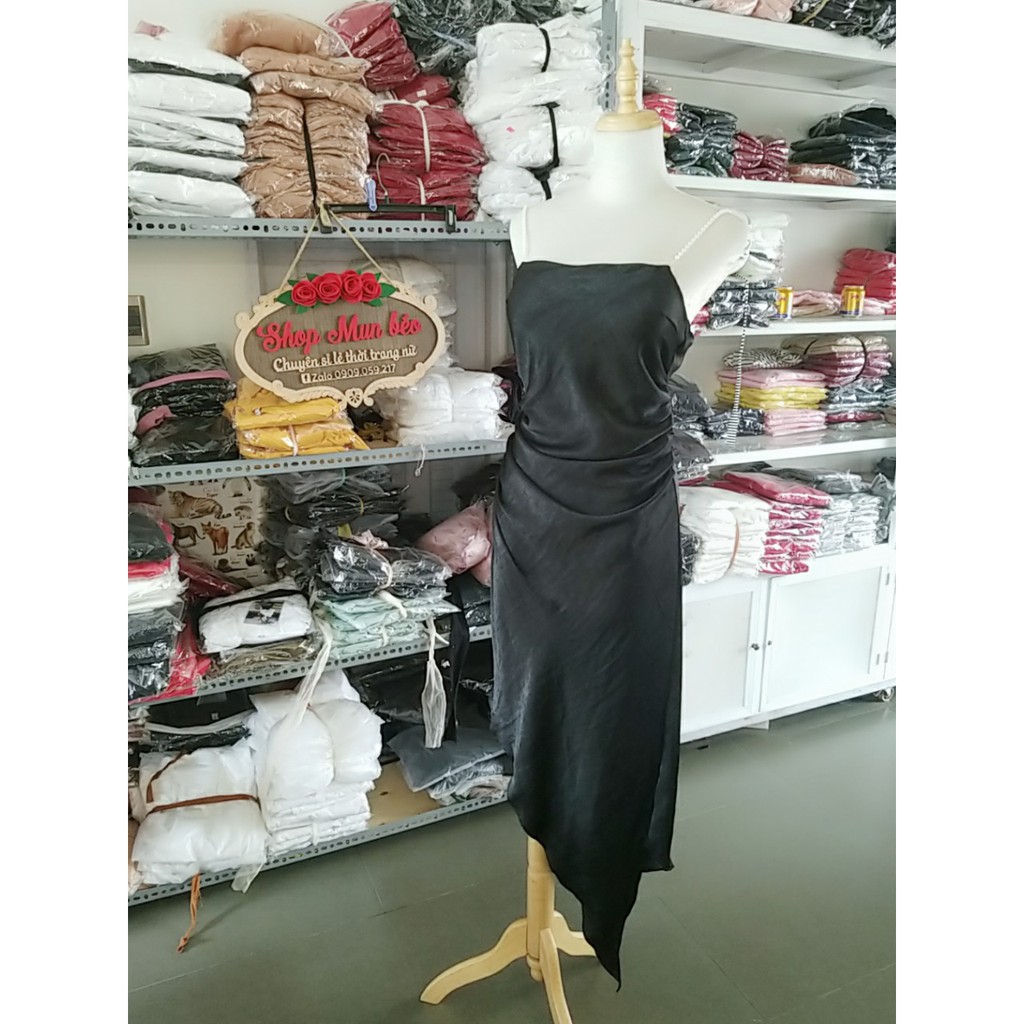 (VIDEO+HÌNH THẬT) Đầm Phi Lụa Nhung Vạt Xéo Dây Vai Kết Cườm (ĐEN) | BigBuy360 - bigbuy360.vn