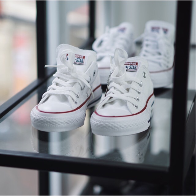 Giày Converse classic white low top