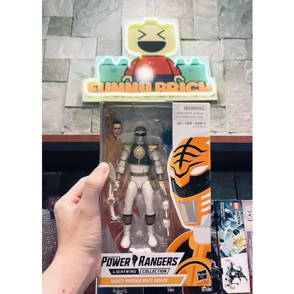 Mô hình Hasbro chính hãng - White Ranger Mighty Morphin