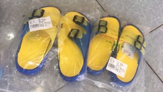 Dép nhựa cho bé