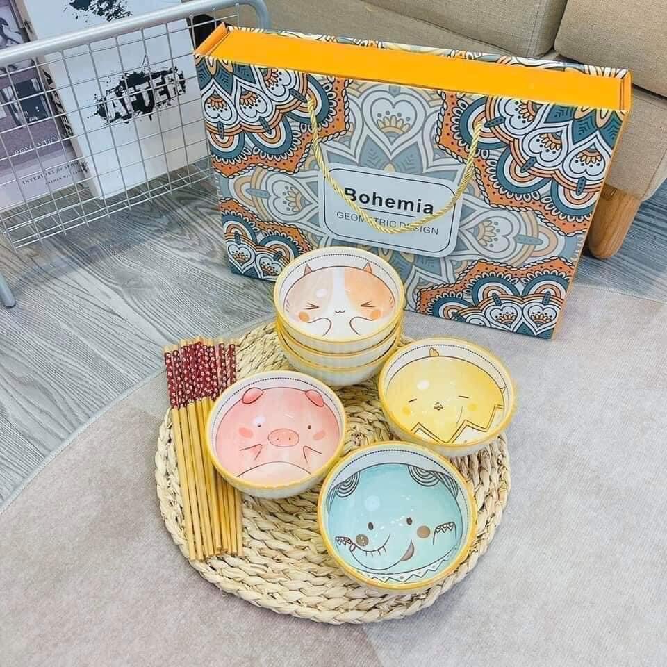 Bộ 6 bát sứ kèm đũa xinh xắn