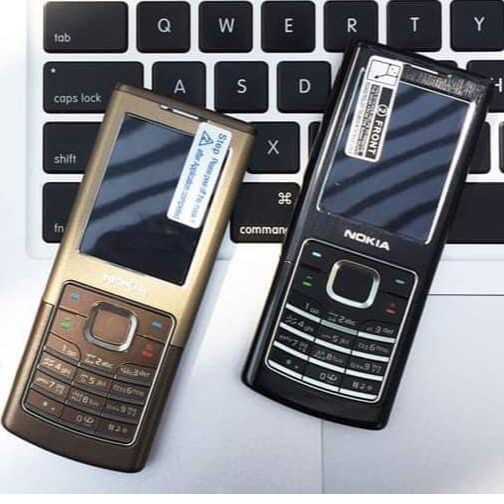 Điện thoại nokia 6500 classic bộ nhớ 1GB vỏ cao cấp không tróc sơn máy mỏng loa to,Bảo hành 12 Tháng