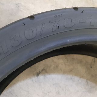 Lốp xe ẹc 150. 130.70_17 mới zin