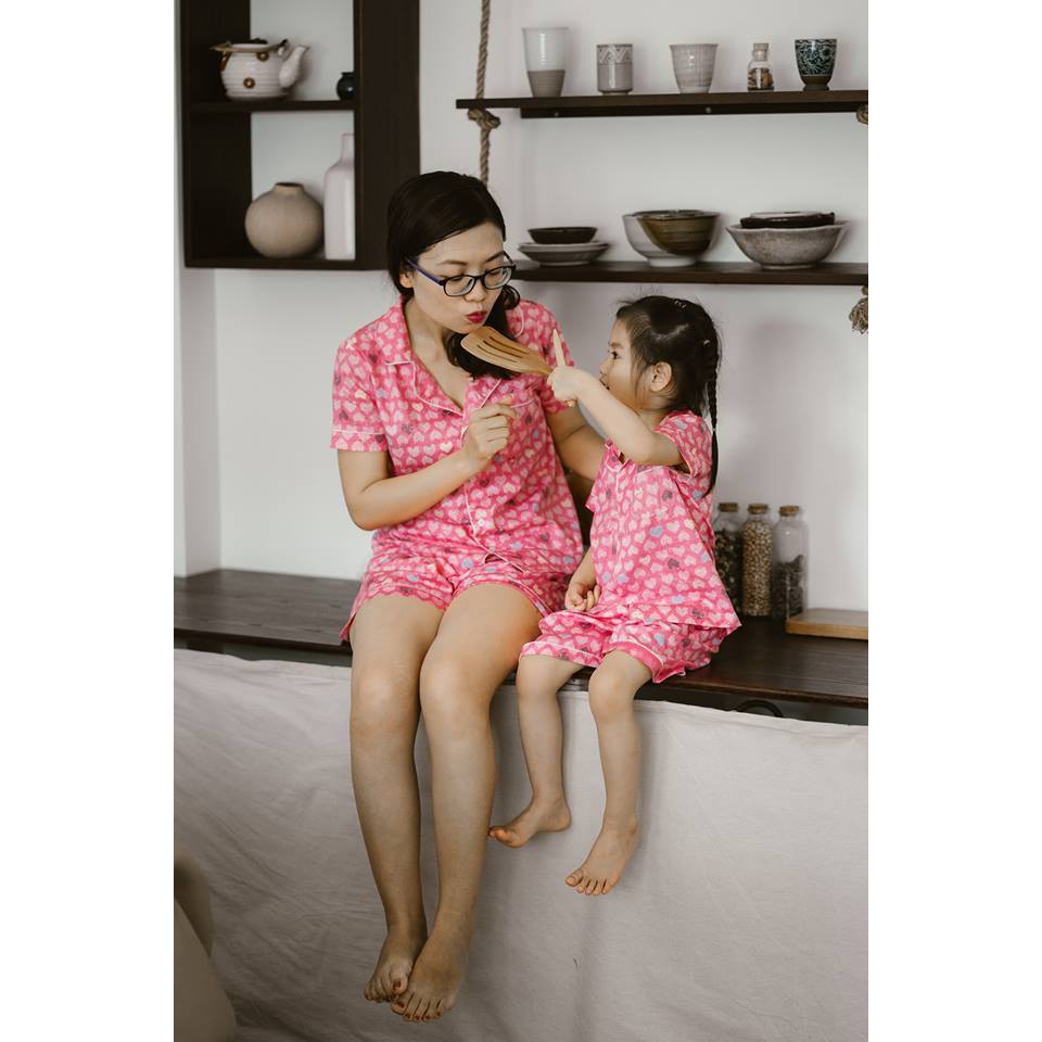 Bộ đôi Pijama Mẹ &amp; bé Hồng trái tim (Bé 2-6 tuổi)