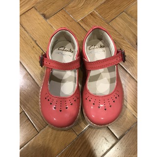 Giày Clarks bé gái!
