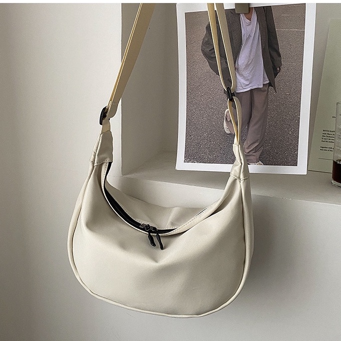 Túi Đeo Chéo nylon Túi bánh bao của phụ nữ đơn giản Thời Trang Hàn Quốc Học Sinh Sinh Viên Đi Học , Đi Chơi TTF119