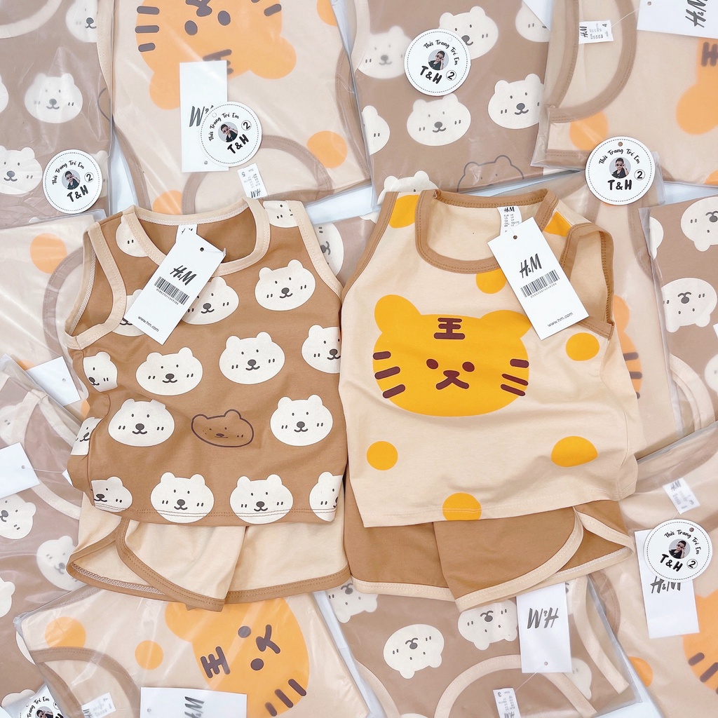 Cặp ba lỗ hổ vàng bé trai