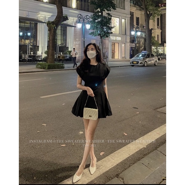 Váy thô chiết eo dáng xoè vai vuông, Đầm thô tay hến 2022 - Dorita Boutique