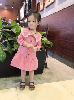 Sỉ váy kẻ bé gái