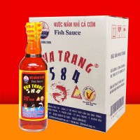 Nước mắm Nhỉ Cá cơm - 584 Nha Trang - Loại 35 độ đạm, Chai 500ml, Date luôn mới.