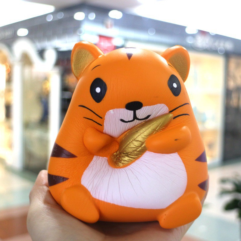 ĐỒ CHƠI SQUISHY CHUỘT HAMSTER CAM ÔM HẠT RẺ mã CQY80 Dgiá sập kh3