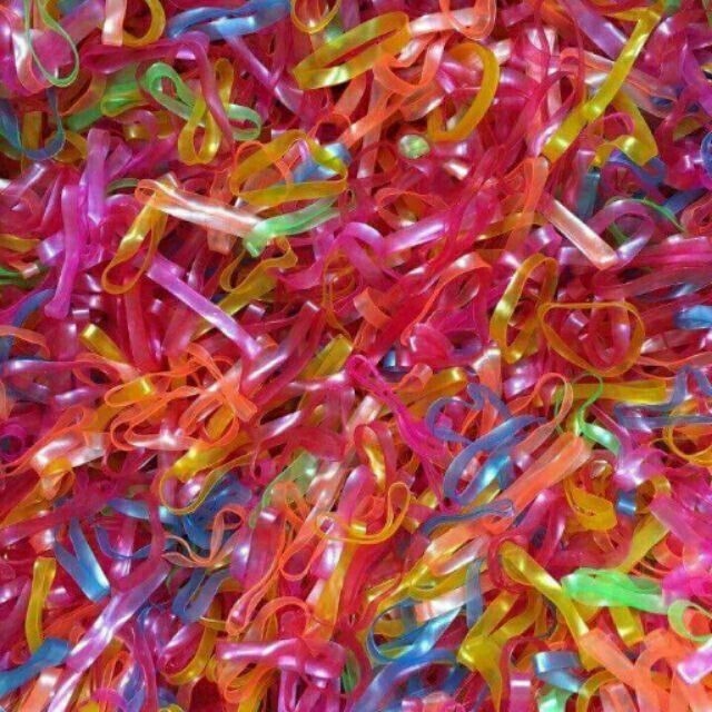 chun buộc tóc cho bé