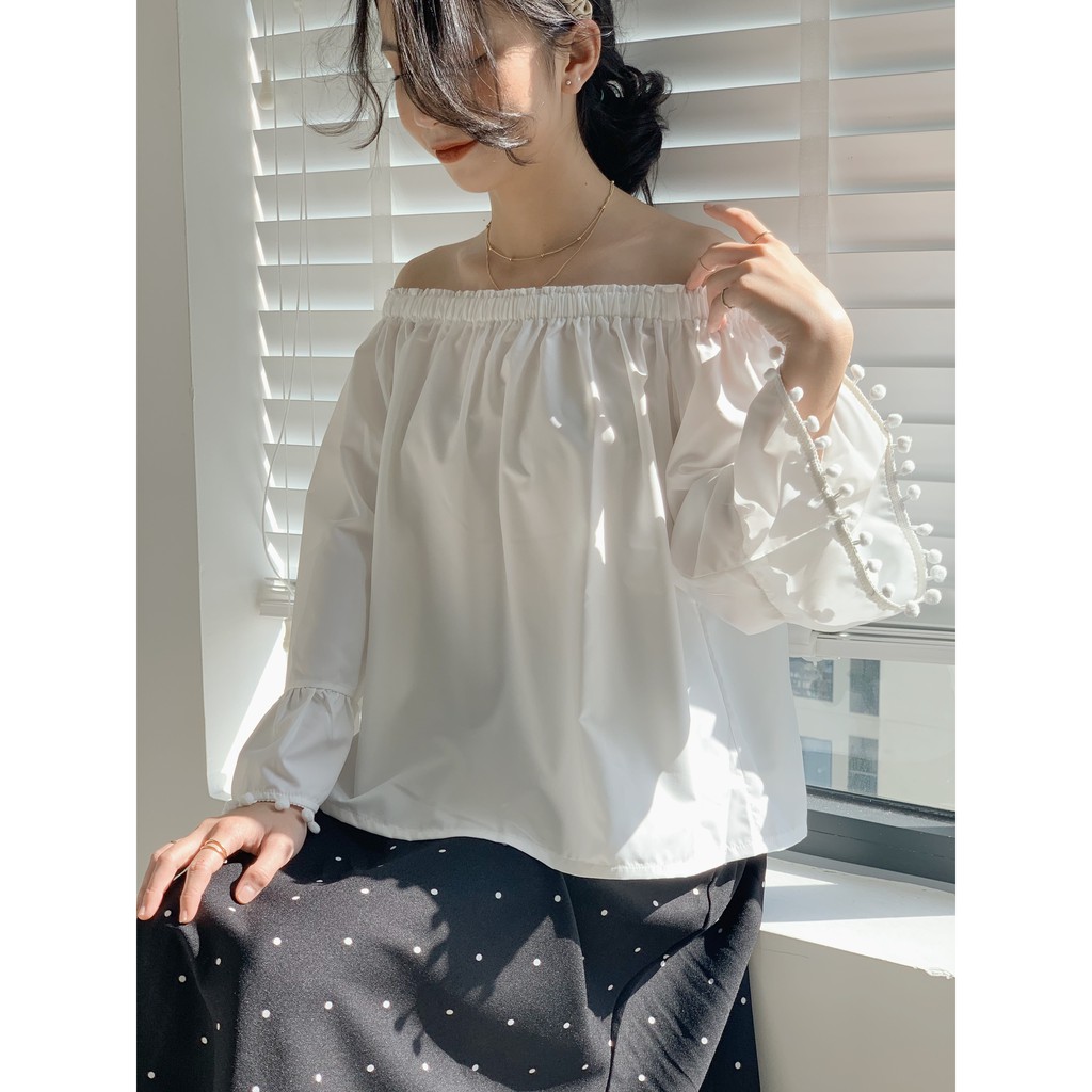 áo trễ vai viên tay cục bông TKA255 1994closet