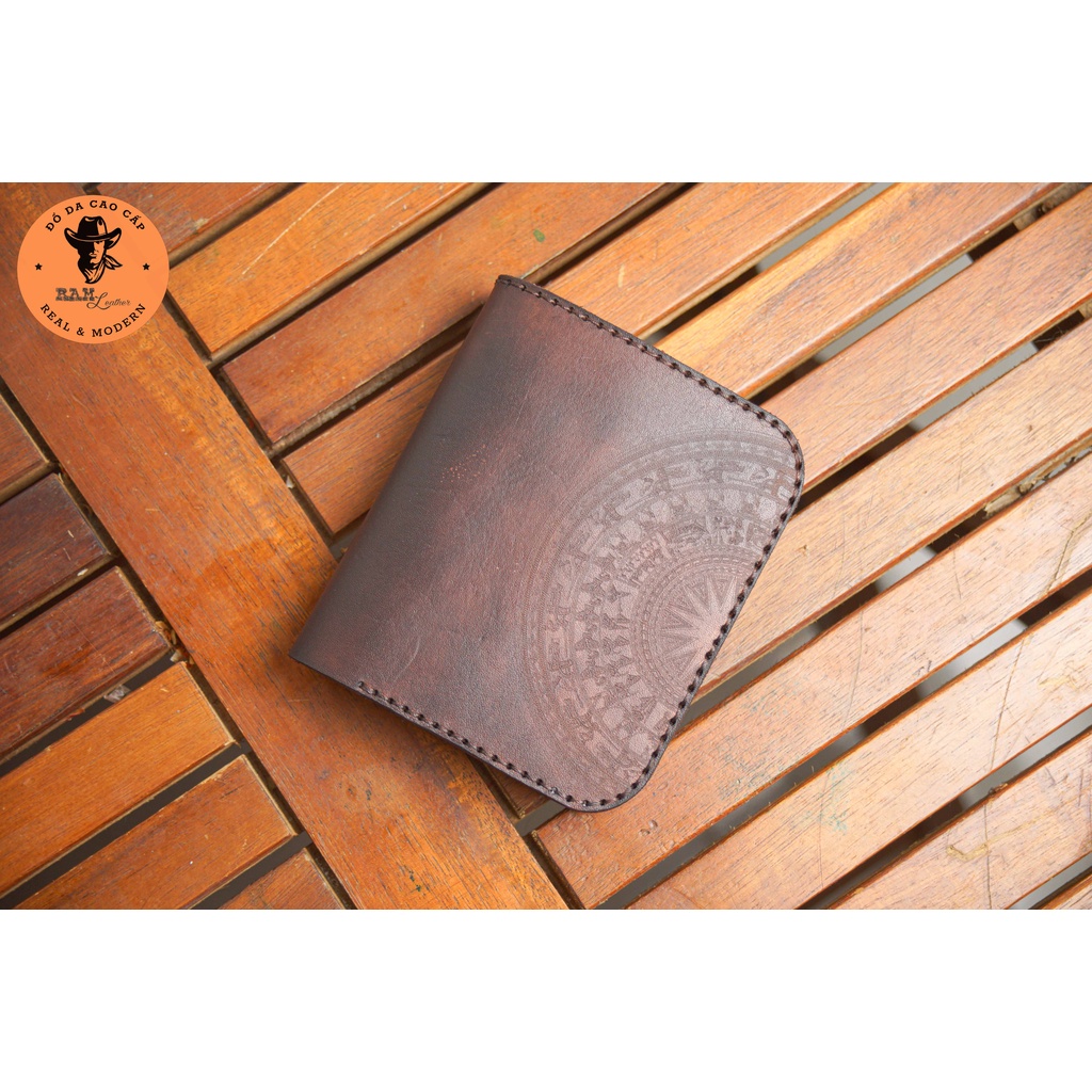 Ví nam da bò trống đồng nâu đậm dáng đứng bản nhỏ - RAM Leather