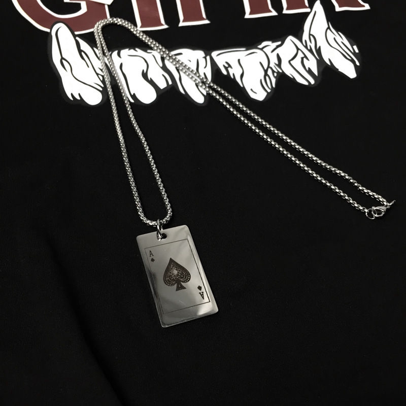 Dây chuyền mặt lá bài joker bằng thép titan hợp thời trang