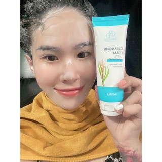 Sữa rửa mặt Cám Gạo Cherry Đào