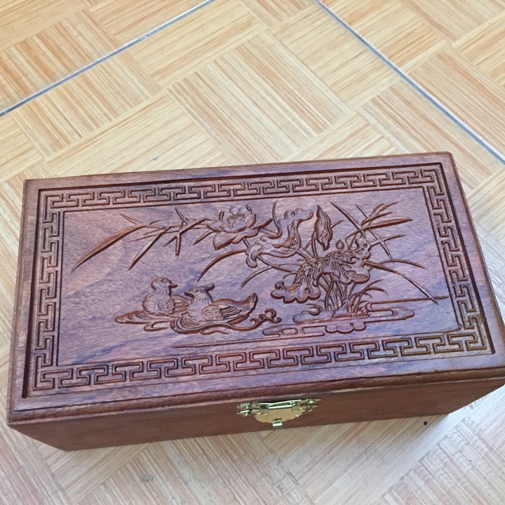 Hộp đựng trang sức gỗ hương trạm khắc hoa văn MÃ ĐÁO THÀNH CÔNG