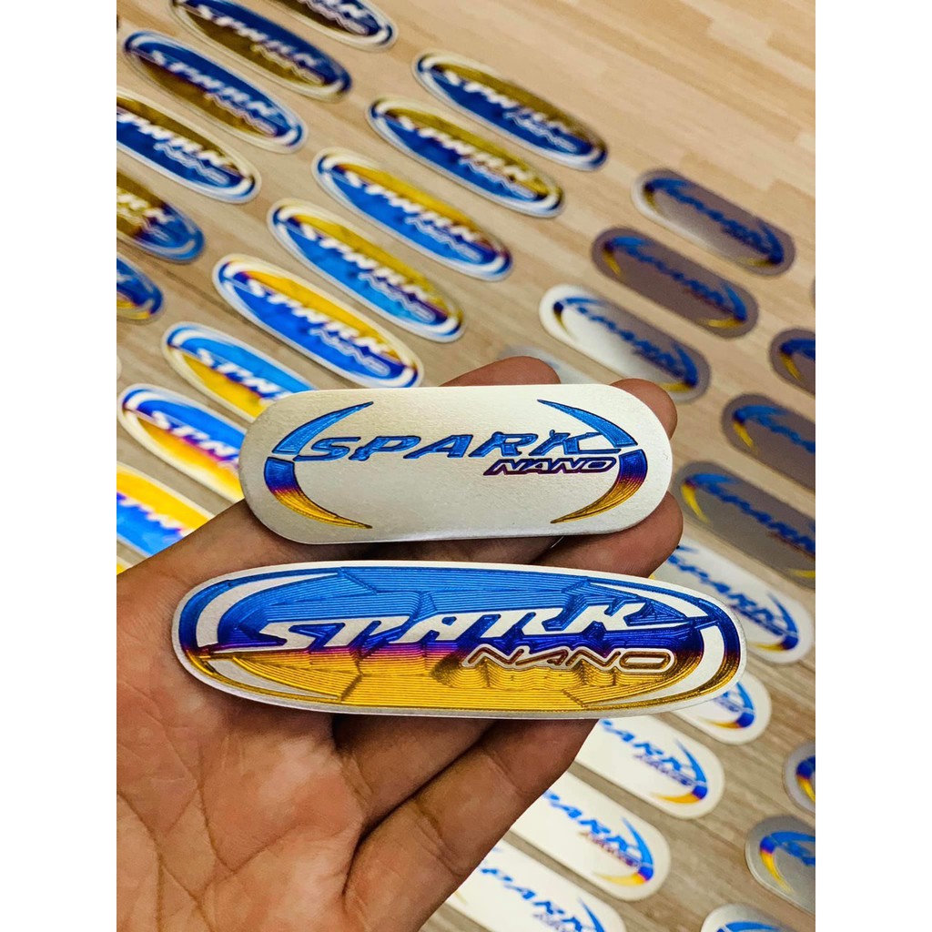Tem Titan LOGO SPARK