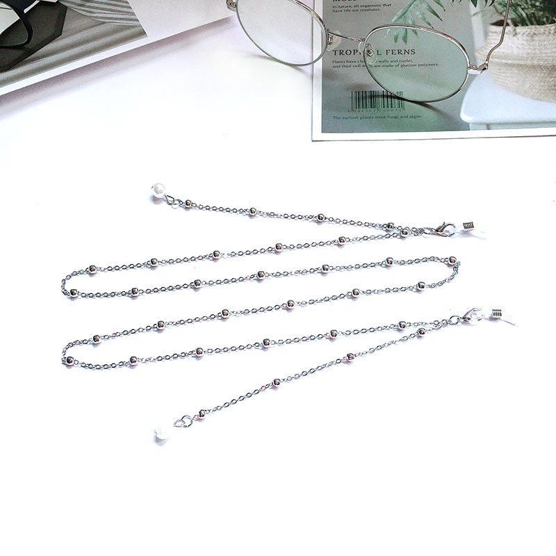 1 dây đeo mắt kính đính ngọc trai