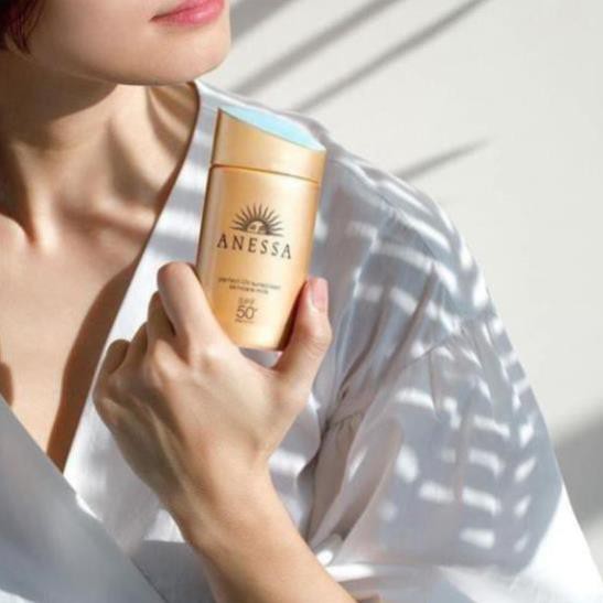 [ 𝐒𝐚𝐥𝐞 𝟓𝟎% ] Kem Chông Nắng ⚡️𝑪𝒉𝒖𝒂̂̉𝒏 𝑪𝒉𝒊́𝒏𝒉 𝑯𝒂̃𝒏𝒈 ⚡️ UV Nhật , Milk 60ml | BigBuy360 - bigbuy360.vn