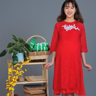 Áo dài bầu cách tân đỏ