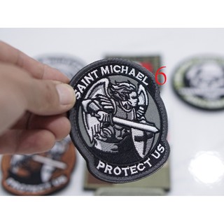 Miếng patch dán logo vải thêu.