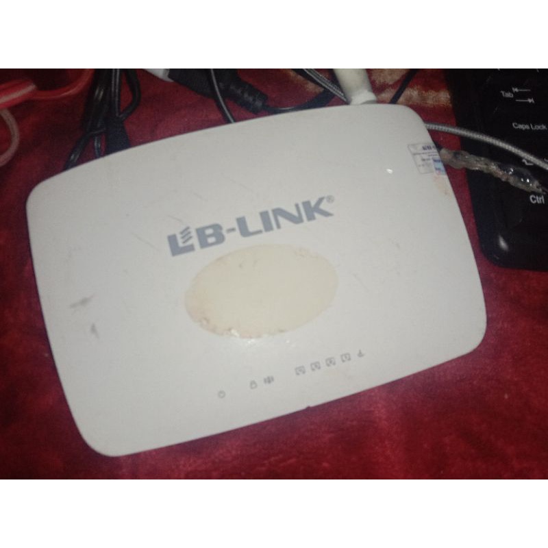 cục wifi + tặng nguồn (phát wifi hoặc làm cục kích sóng)