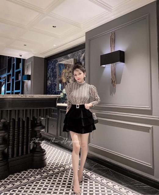 Siêu Phẩm Set áo ren mix chân váy tầng