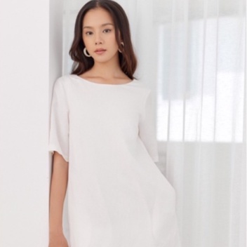 Nosbyn - Đầm Vải Lanh Cổ Thuyền Xẻ V Sau