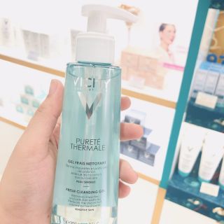 🌿🌿🌿Gel Rửa Mặt Giải Độc Tố Và Ngăn Ngừa Ô Nhiễm Vichy Purete Thermal Fresh Cleansing Gel 200ml