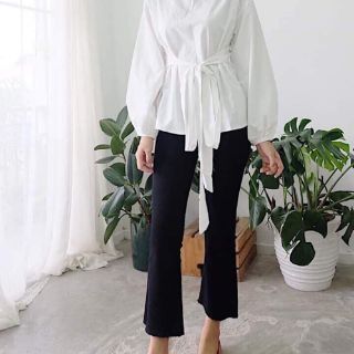 Quần jean ống loe trơn - ảnh thật