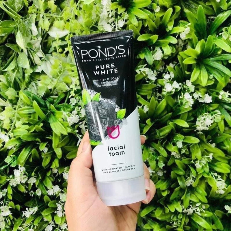 Sữa rửa mặt sáng da Pond’s 100g (date mới).